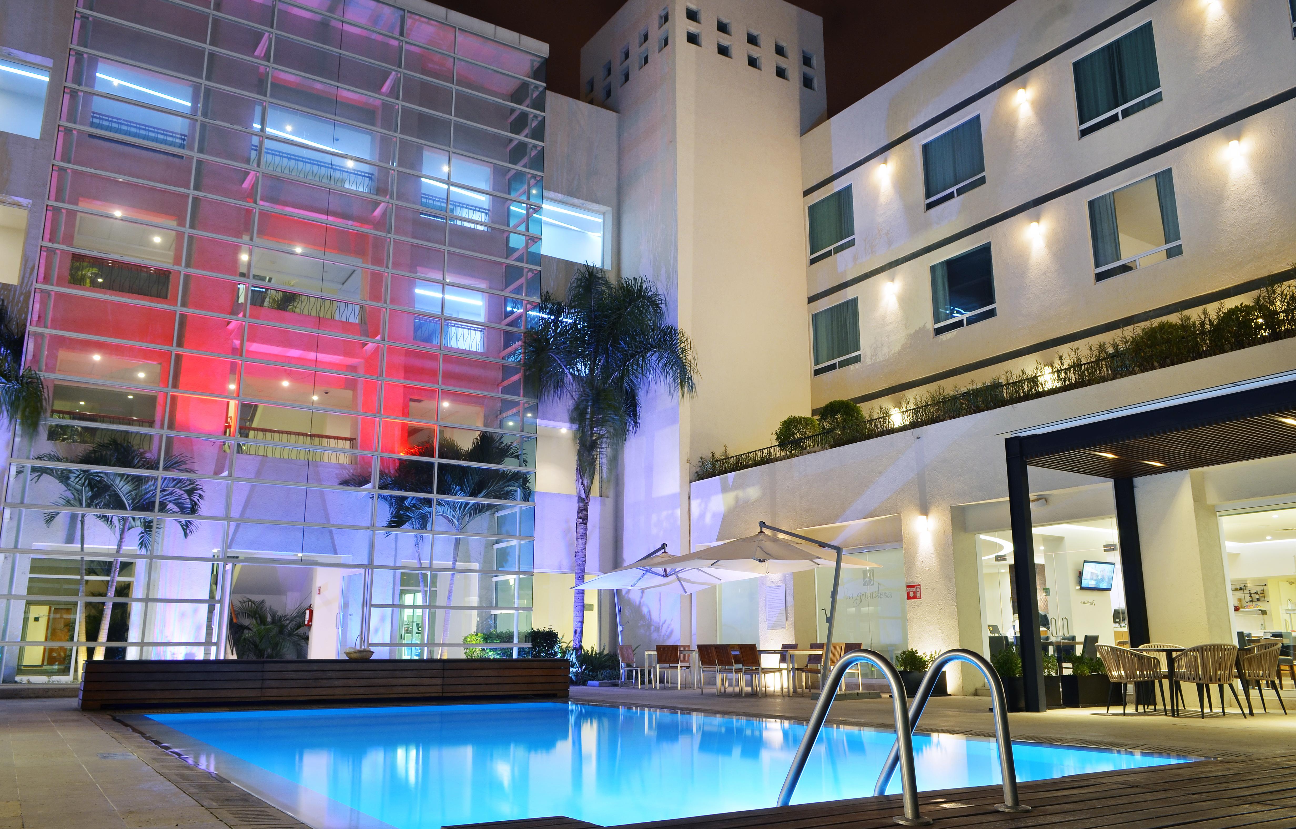 Radisson Poliforum Plaza Hotel Leon Bagian luar foto