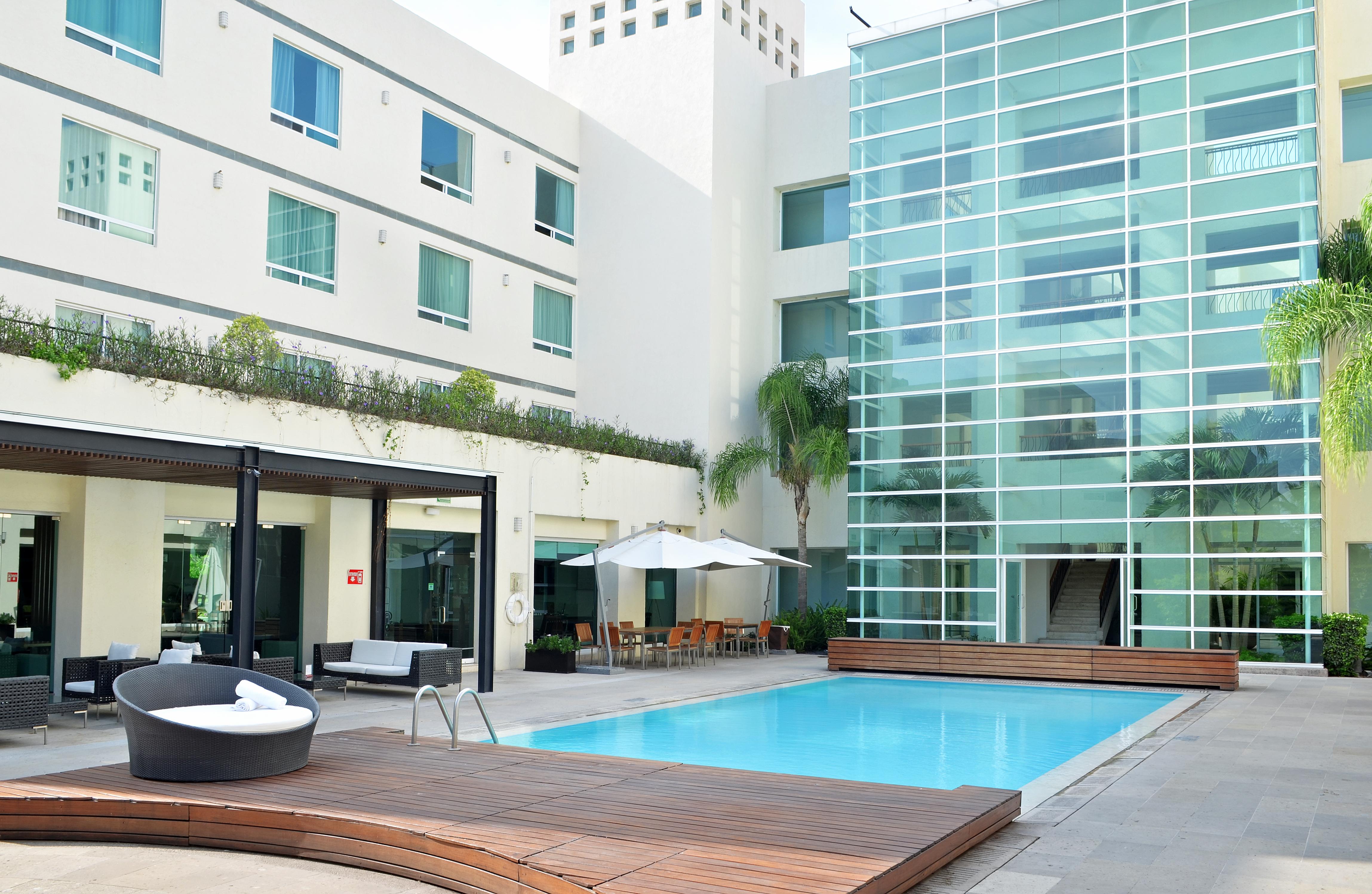 Radisson Poliforum Plaza Hotel Leon Bagian luar foto