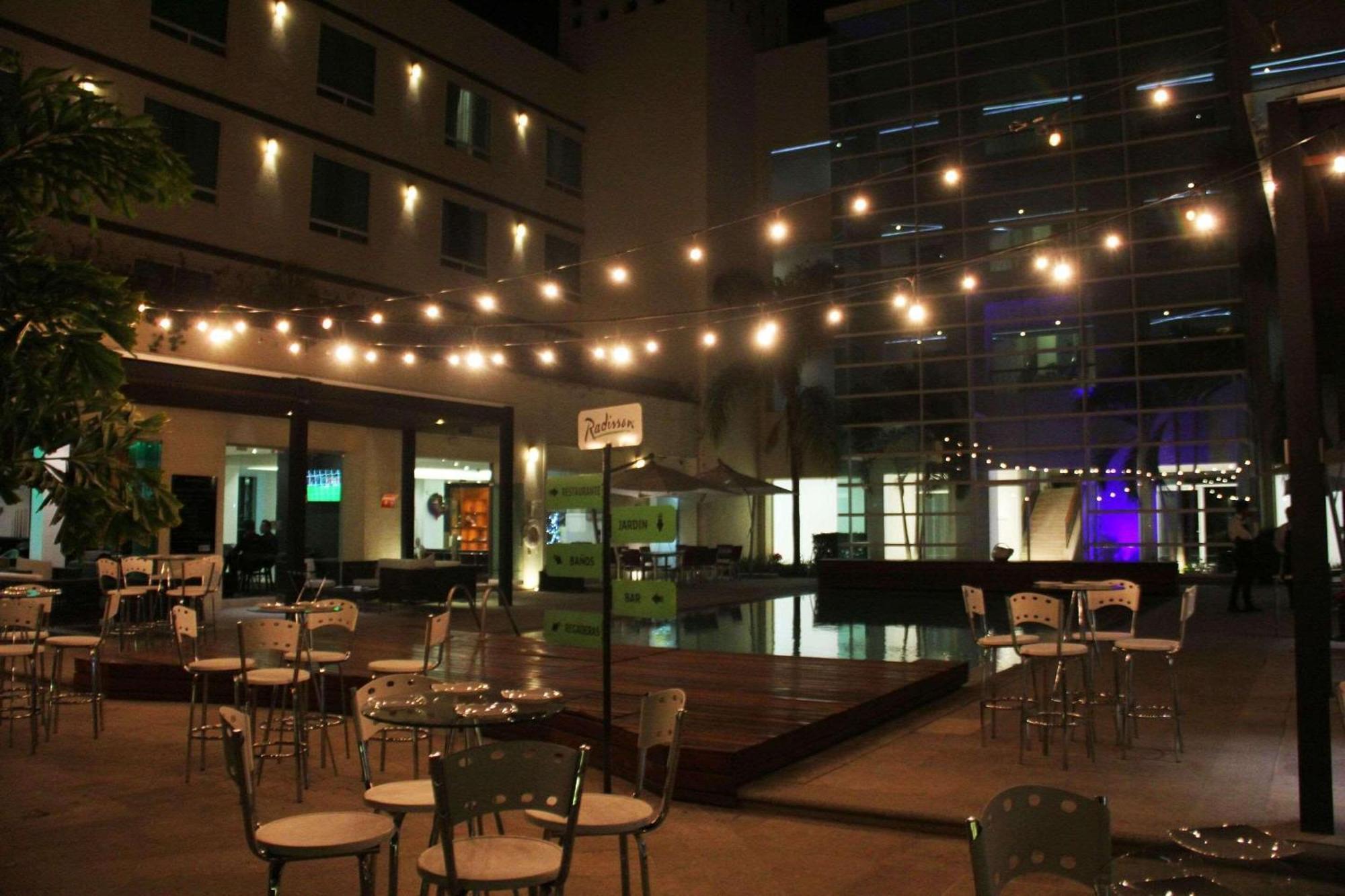 Radisson Poliforum Plaza Hotel Leon Bagian luar foto